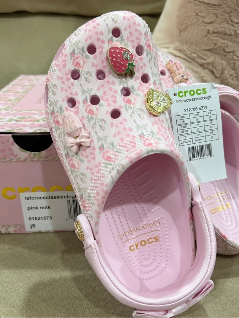 Junior Crocs x LoveShackFancy - pink milk